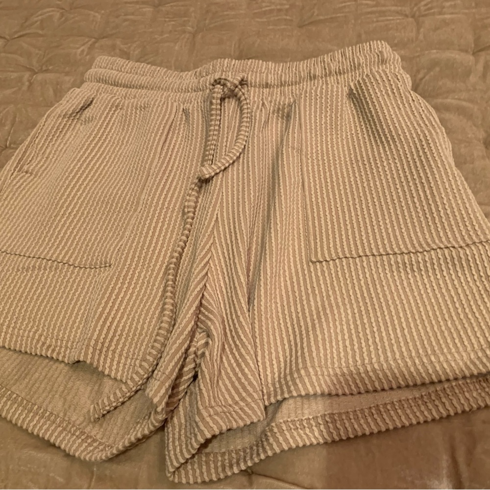 Zenana Outfitters Ribbed Short Sleeve Top - Tan - Picture 9 of 9